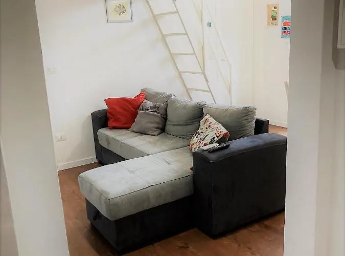 White Flat Puglie Apartment Mailand