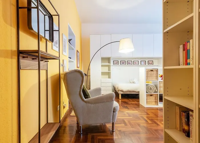 Easylife - - Menotti 16a - Porta Venezia Apartment