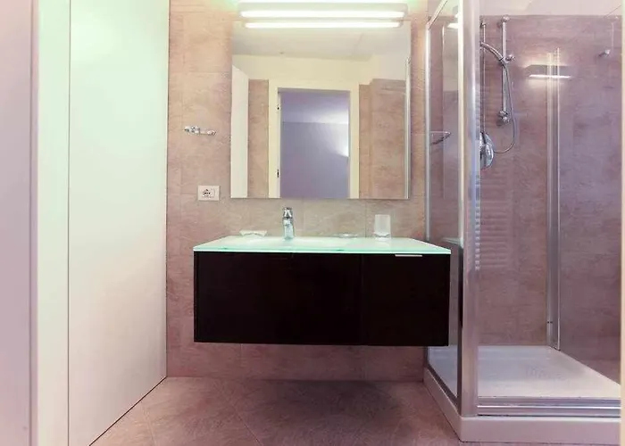 Brera Area Lovely Close To Piazza Duomo Lejlighed *