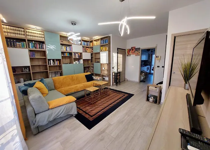 Apartament Luminoso A Pochi Minuti Da Duomo E Fiera *