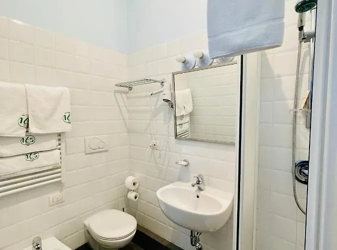 Via Padova 165 3* 米兰