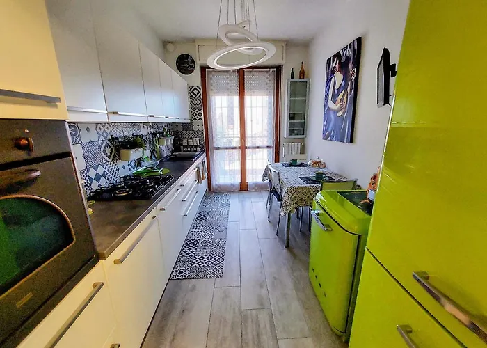 Apartament Luminoso A Pochi Minuti Da Duomo E Fiera *