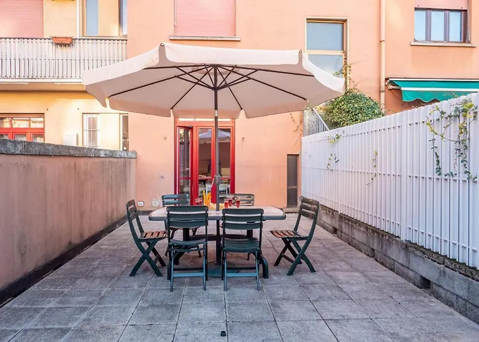 The Rent - Close To Porta Romana Appartamento *