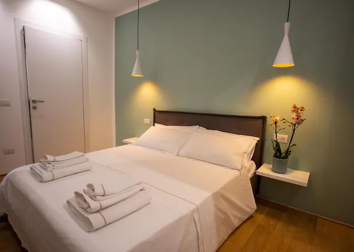 Bamboo Sinatra Guest house Milan