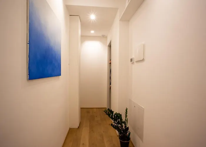 Bamboo Sinatra Guest house