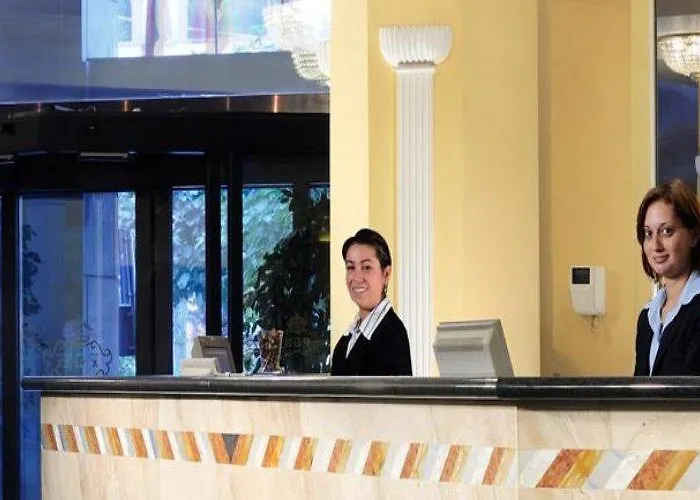 Grand Plaza Hotel