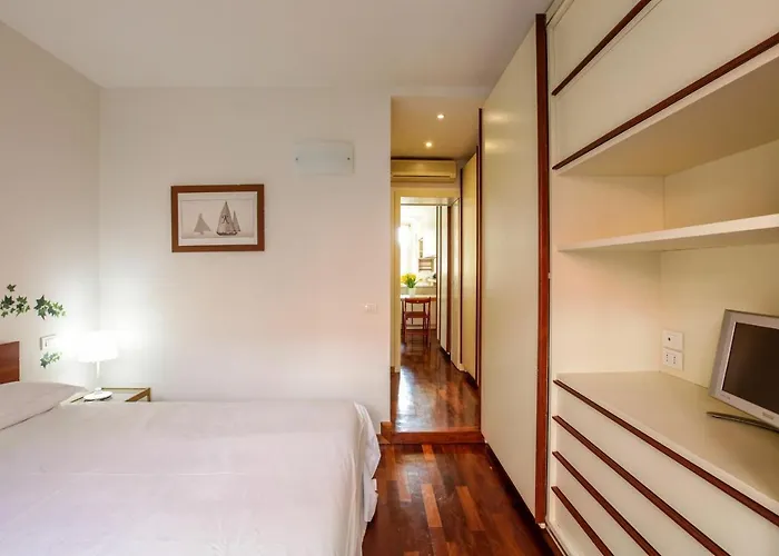 아파트 San Vittore- One Bedroom By Halldis *