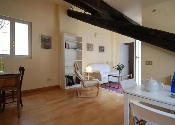 Disciplini By Halldis * Mediolan