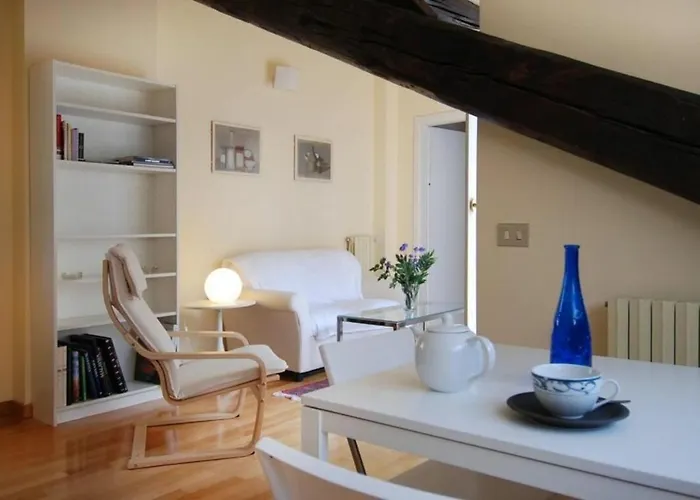 Disciplini By Halldis Milan