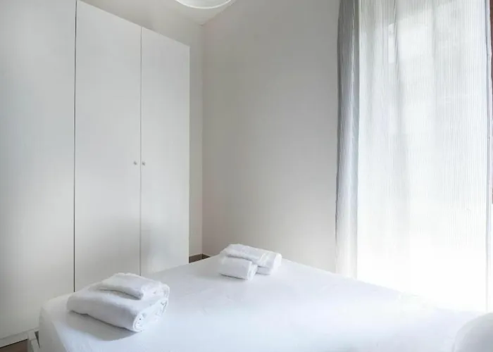 Alberto Mario By Halldis アパート