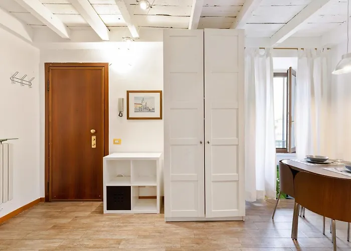 Appartement Joivy Beautiful For 2 Near Sempione Park *