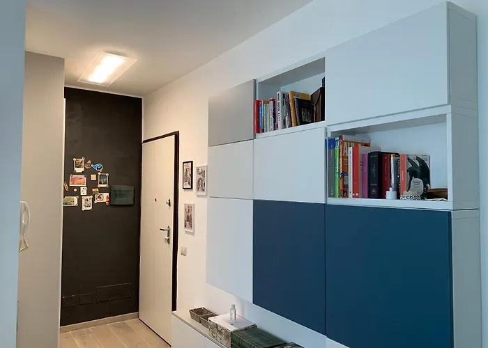 Trilocale In Zona Bocconi/navigli Milan