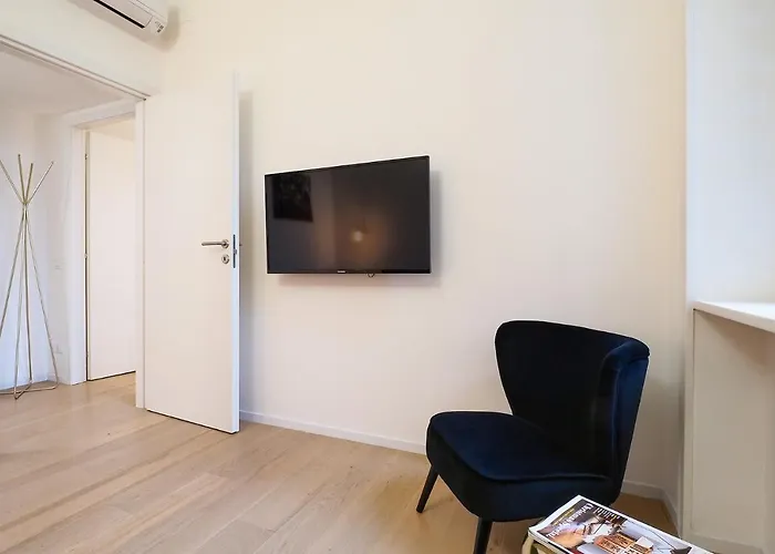 Apartment Contempora - One-bedroom Near The Park Montenapoleone - Brera Milan