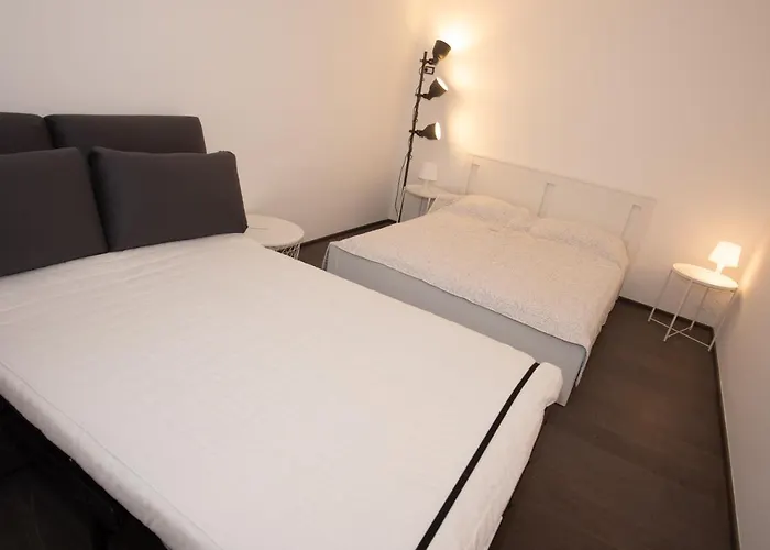 Hostmate - Milano- Savona - Tortona Milaan