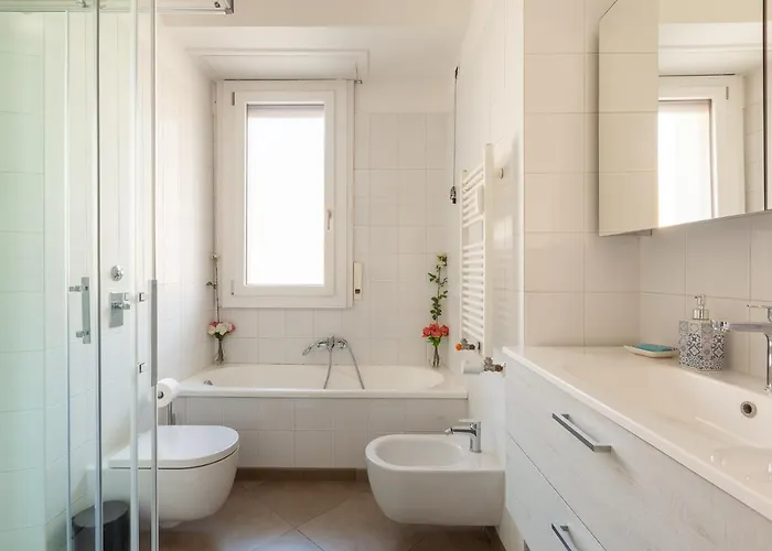Luxury Center - Friuli 51 Master Guest Apartment Milan