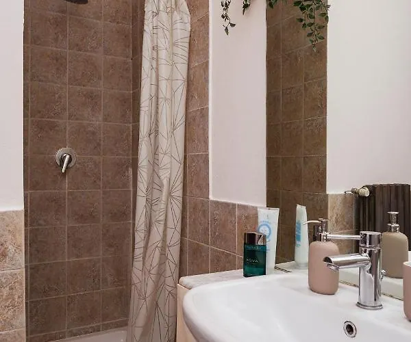 Apartment San Raffaele 1 *