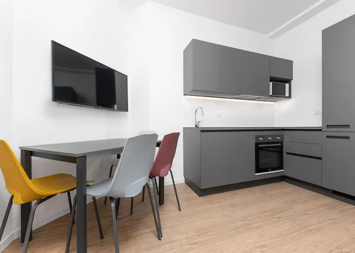 Apartment Casa Da Mirabello Milan