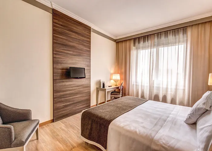 Hotel Romana 4*
