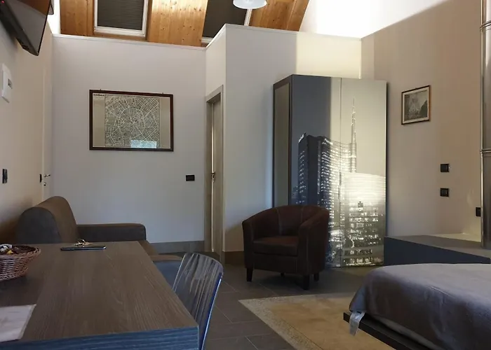 Seven Hotel