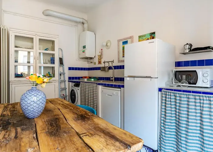 Porta Ticinese Colorful Apartment!