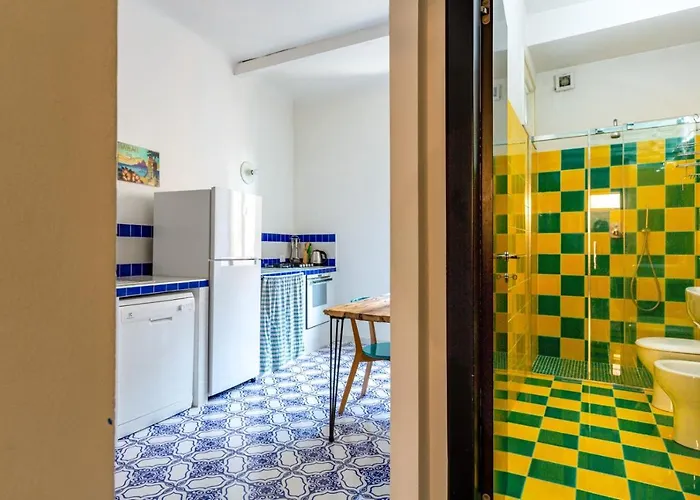 Porta Ticinese Colorful Apartment! 公寓