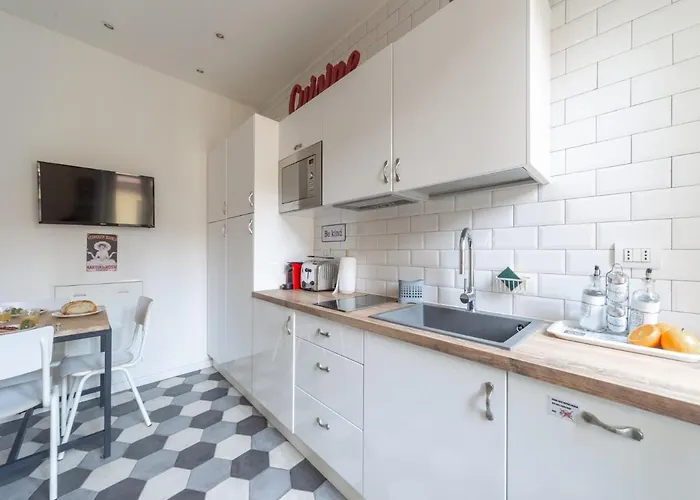 The Rent - Grazioso Bilocale Vicino Piazza Cinque Giornate Апартаменты *