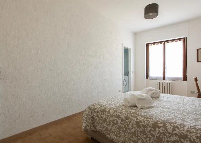 New Fashion District, 3 Bdrs - 30 Minutes From Linate With New Subway דירה *