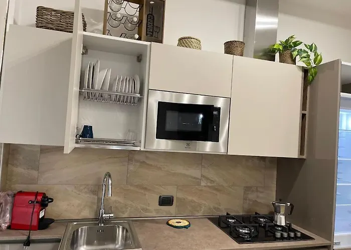 Nel Quartiere Bayres Completamente Rinnovata * Milán