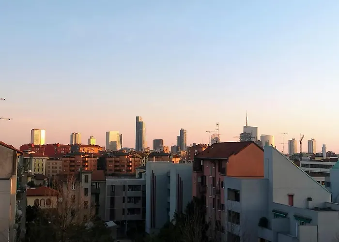View - * Mailand