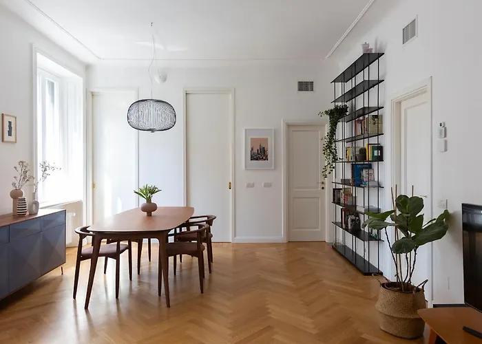 Elegant And Bright Apartment, Gerusalemme Apartment Milan