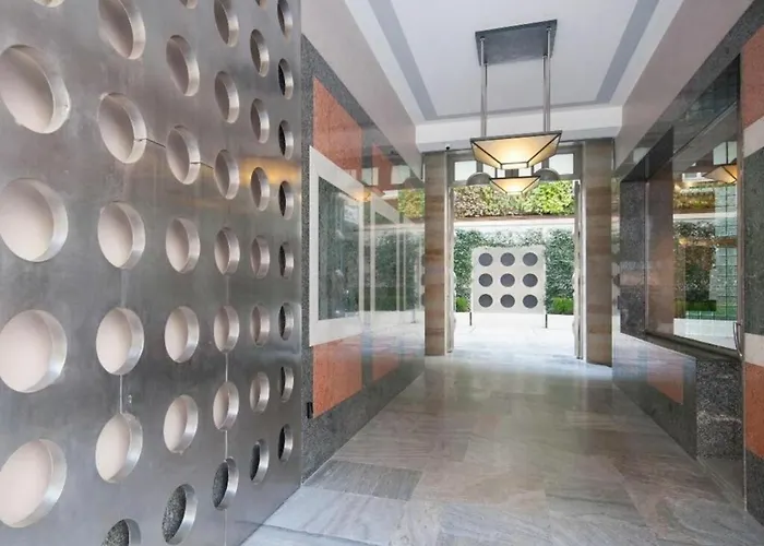 Palazzo Beltrade By Halldis מילאנו