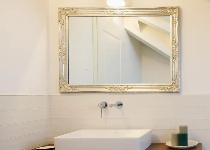 Antica Leonardo 3* Milaan