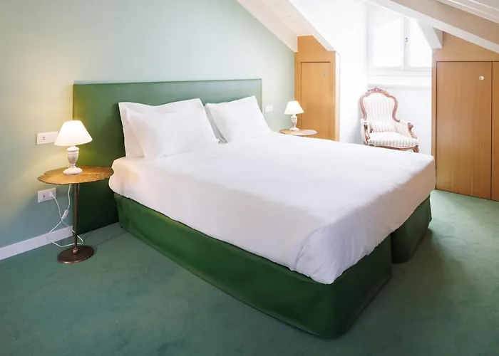 Antica Leonardo 3* Milaan