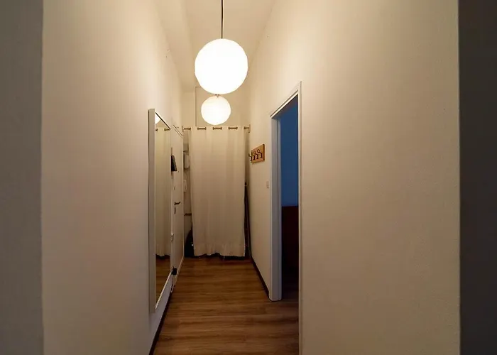 Hbhall Residenze Darsena Apartament *
