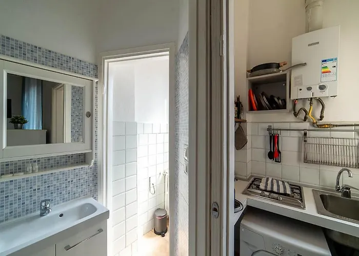 Hbhall Residenze Darsena Mediolan