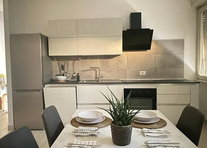 Shining House In * Milan