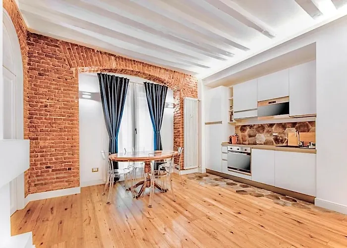 Apartman Luxury In Center Milánó