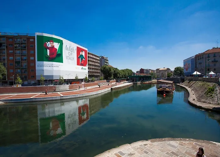 Antico Borgo Hotel *