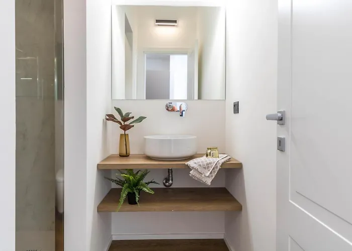 Hostmate - - Disciplini - Duomo *