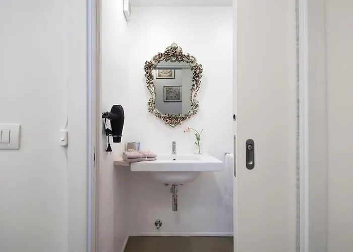 Romantic Loft Porta Venezia * 밀라노