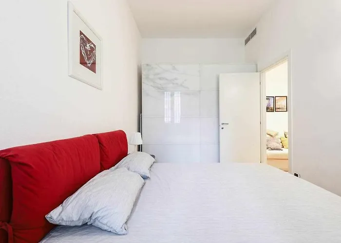 아파트 Sv18c -charming Modern Flat S. Ambrogio