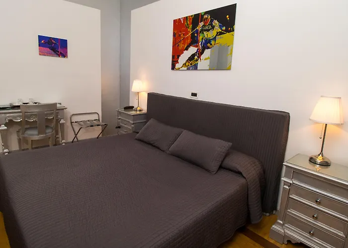 Отель Admiral Милан