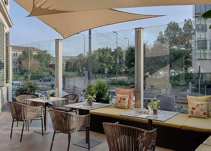 호텔 Avani Palazzo Moscova 4*