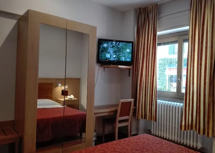 Dover Hotel Mediolan