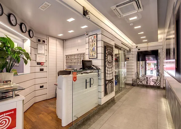 里欧酒店 酒店 3*