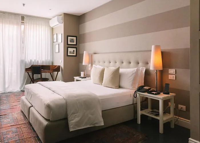 Aethos Hotel Milan 5*