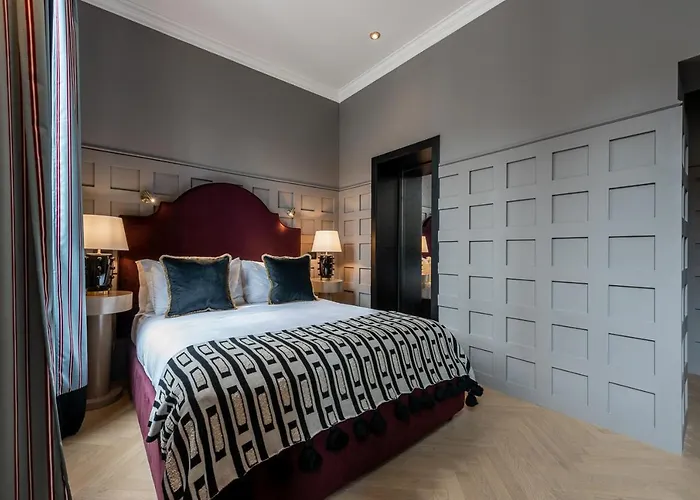 Konukevi The Couper Sant'andrea 4*