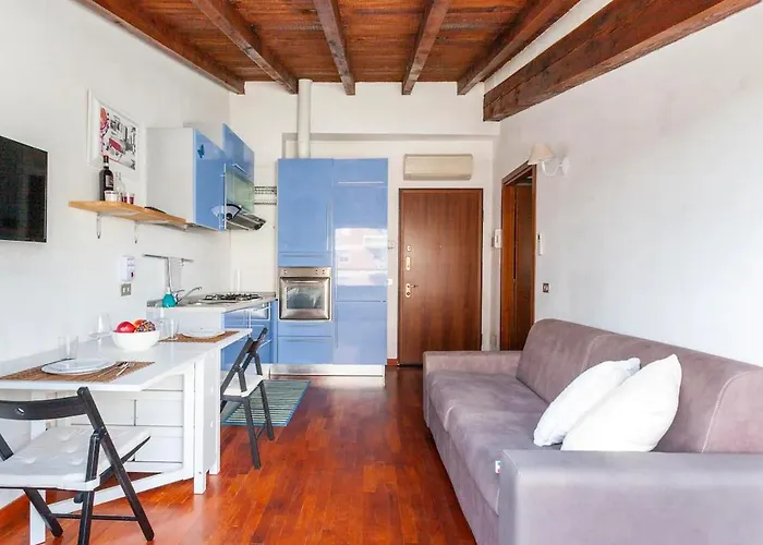 Civico288-romantic Attic Near Ieo-bocconi-f Prada Appartement *