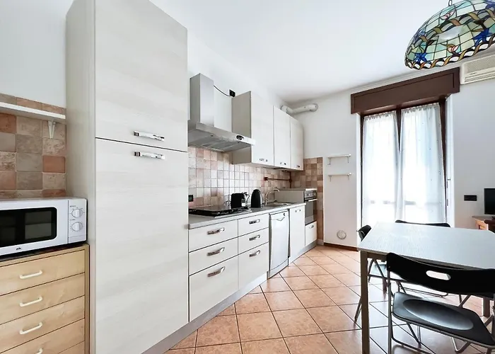 Hostmate - - Brocchi- Citta Studi アパート