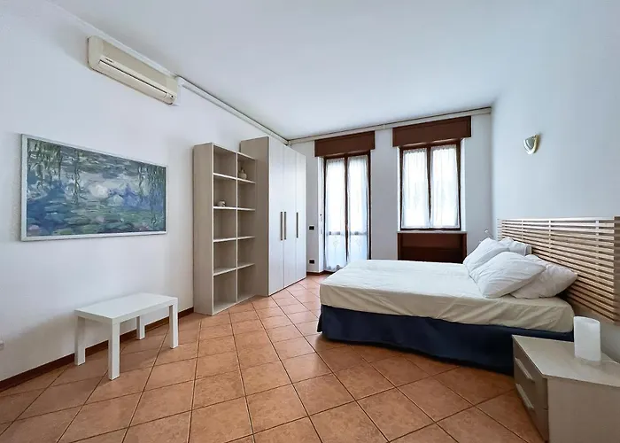 アパート Hostmate - - Brocchi- Citta Studi ミラノ